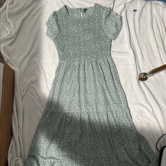 Mossimo Green Textured Blouse - Picture 1 of 5